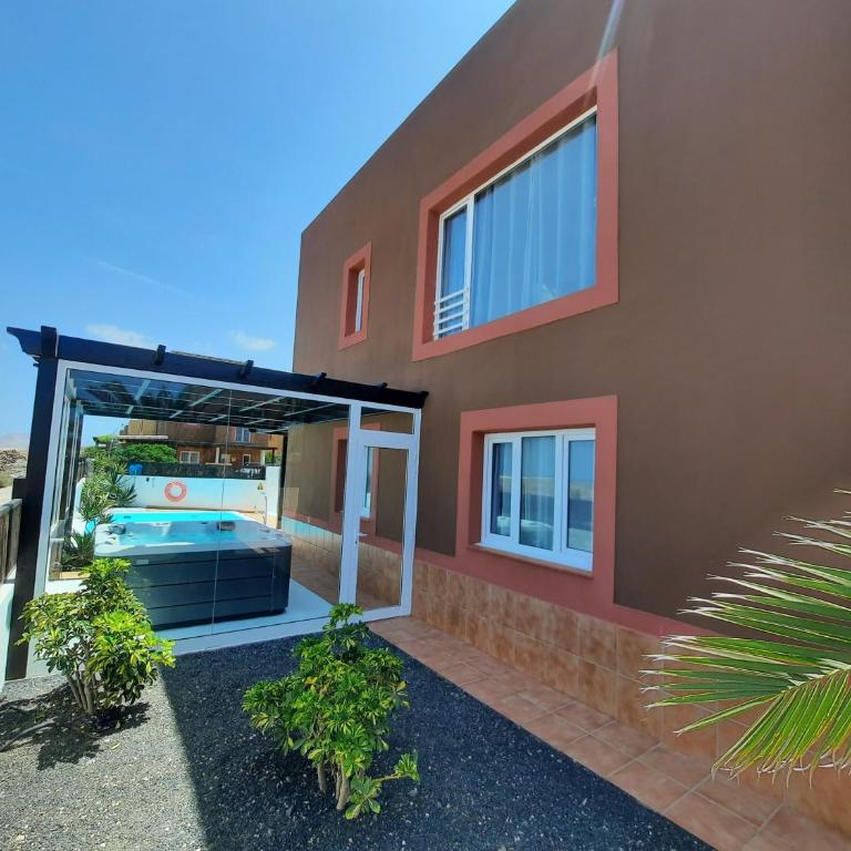 Villa Emma - Private Pool Wifi FIBRA Mini-Golf - Three-Bedroom Villa - 33