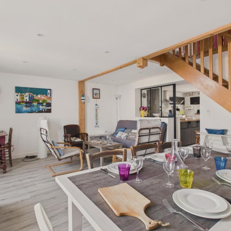 Maison avec accès privatif direct à la plage pour 6 - Ferienhaus - 8