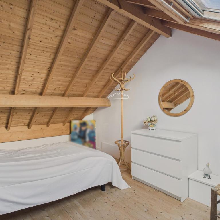 Maison avec accès privatif direct à la plage pour 6 - Ferienhaus - 17