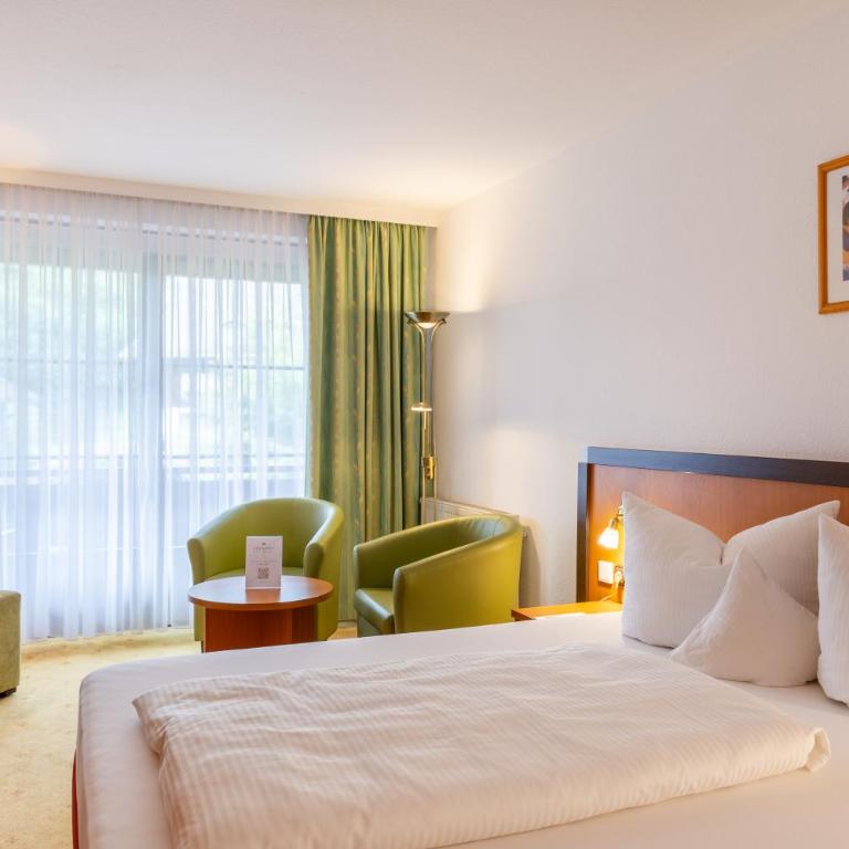 Königshof Hotel Resort - Partner von Oberstaufen PLUS und PLUS GOLF - Komfort-Einzelzimmer – Hunde nicht erlaubt - 3