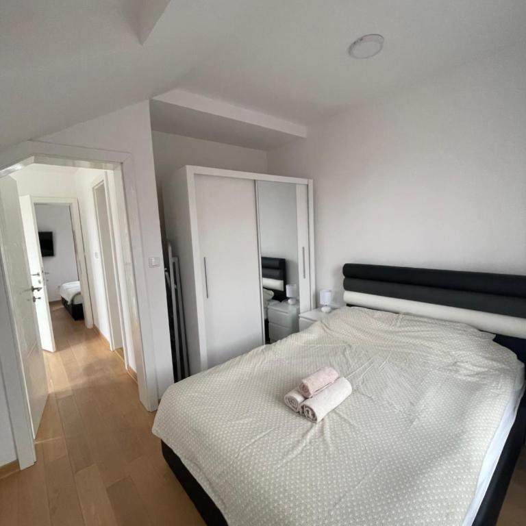 Stojicic ROYAL - Apartman sa 2 Spavaće Sobe - 13