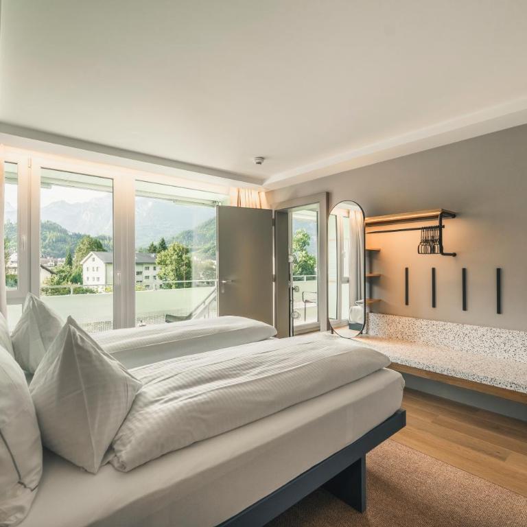 HOP Apartments & Suites - Luxe Apartment (Room 250) - 8