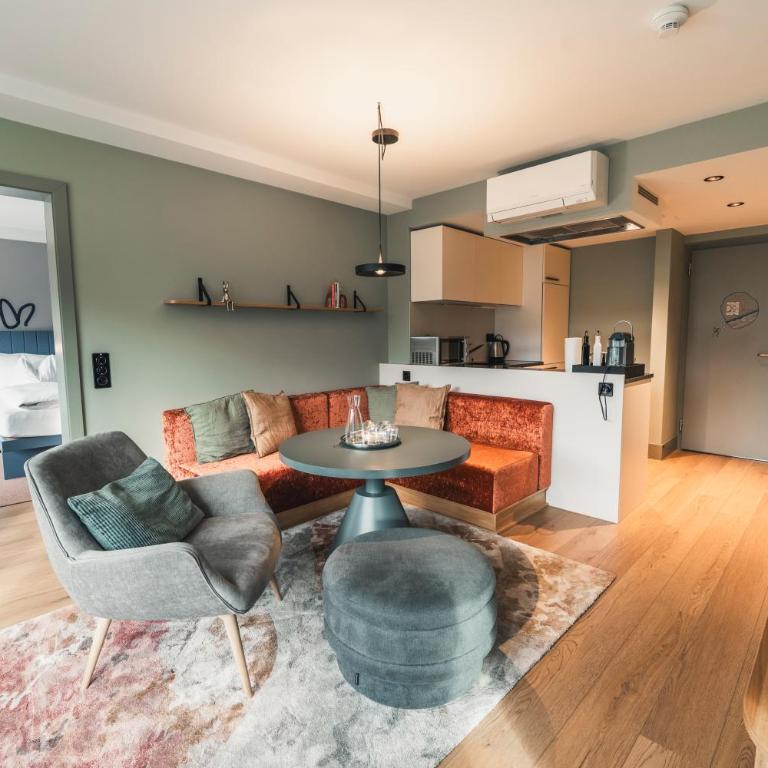 HOP Apartments & Suites - Luxe Apartment (Room 250) - 1