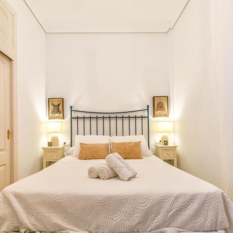 Apartamento Azonaicas, pleno centro de Córdoba y parking incluido - Apartamento de 2 dormitorios - 17