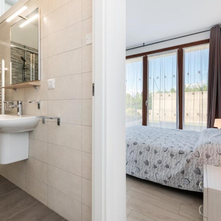 Holiday Home in Lazise near Lake Garda - Casa Vacanze con 3 Camere da Letto - 25