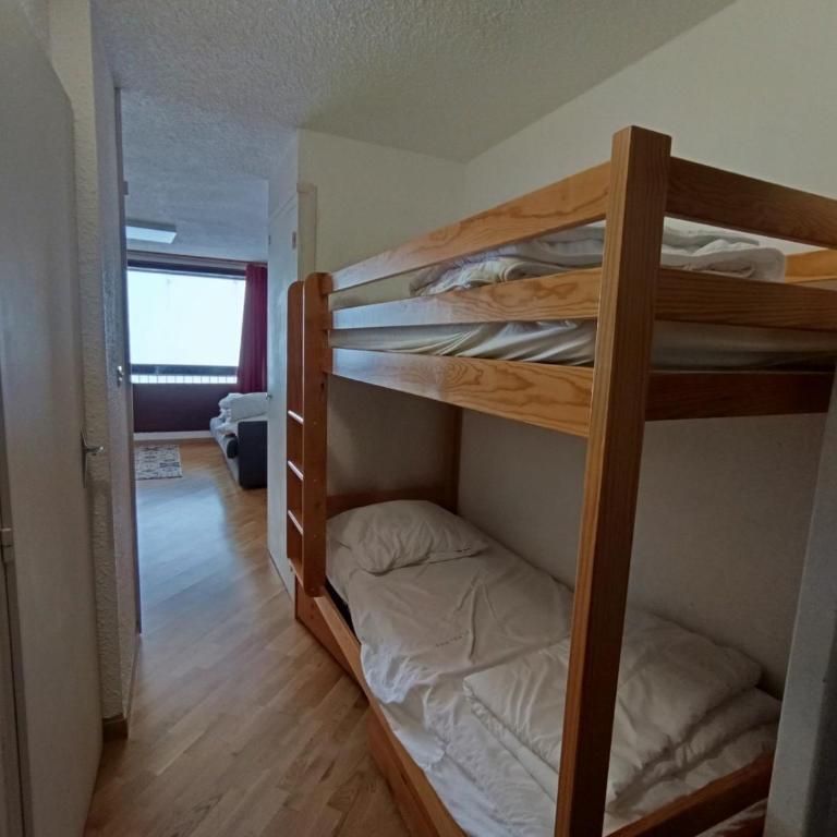 Studio rénové, accès pistes, parking - FR-1-445-146 - Studio - 12