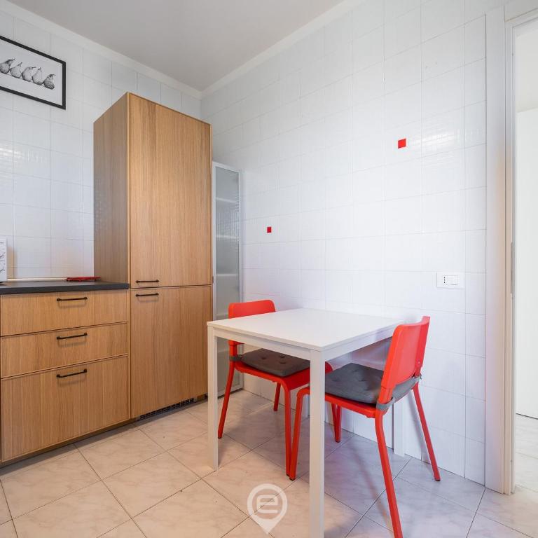 Sunset Oasis Apartment - Appartamento con 2 Camere da Letto e Balcone - 9