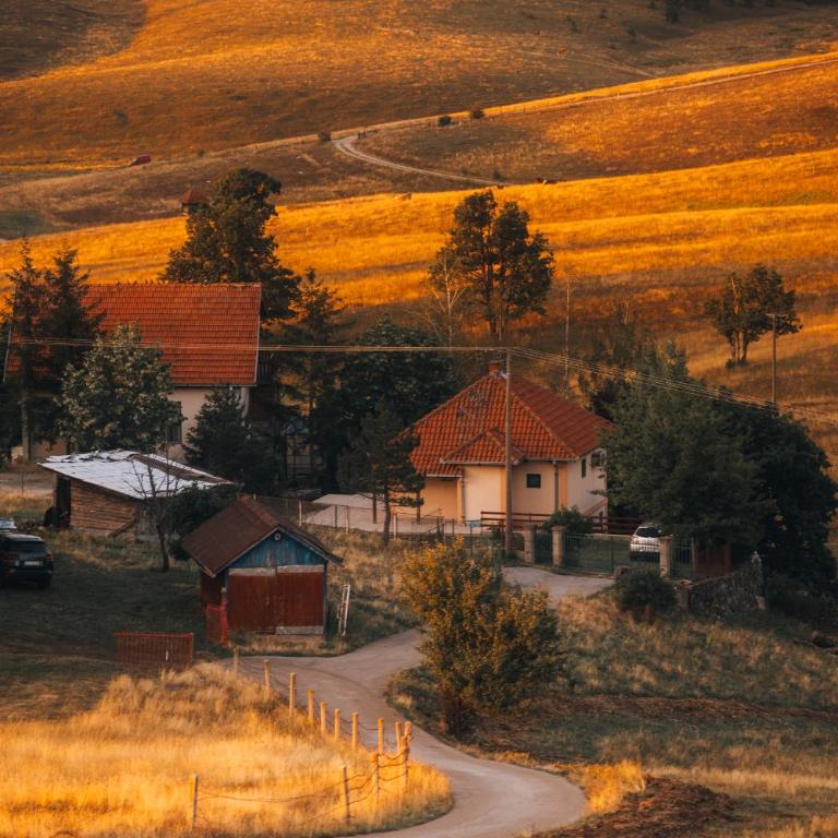 The Nook Zlatibor - Two-Bedroom House - 2