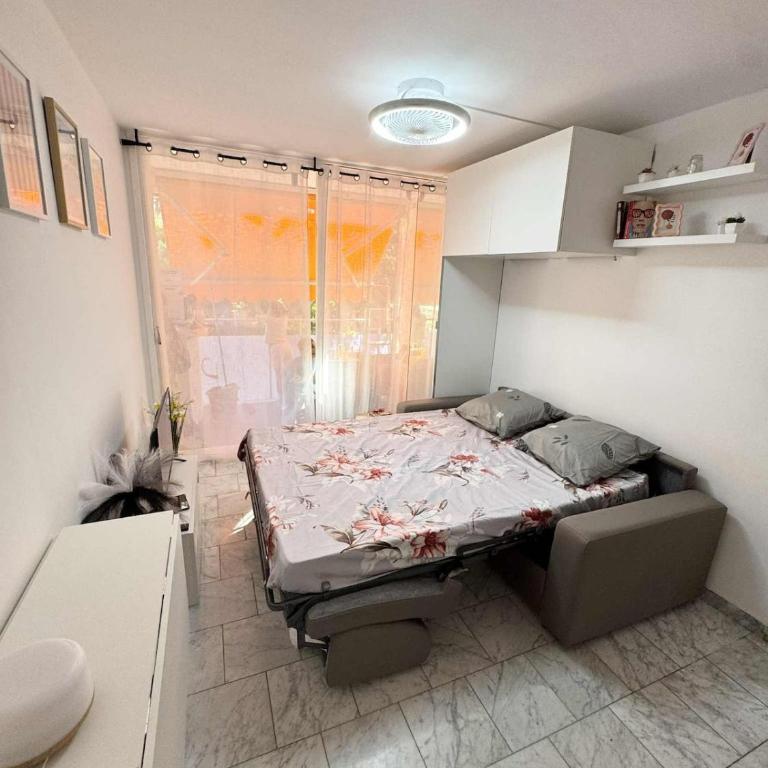 Charmant studio à 2 pas de la mer et du train - Appartement 1 Chambre - 12