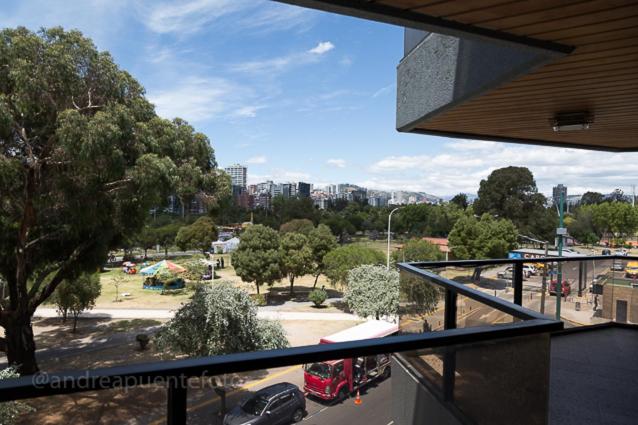 Olympus Apartments - Parque La Carolina Quito - Four-Bedroom Apartment with Balcony - 20