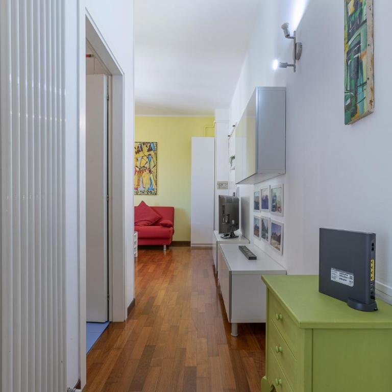 GuestHost - Bright Flat Sant Orsola & Villa Laura - Appartamento con 1 Camera da Letto - 14