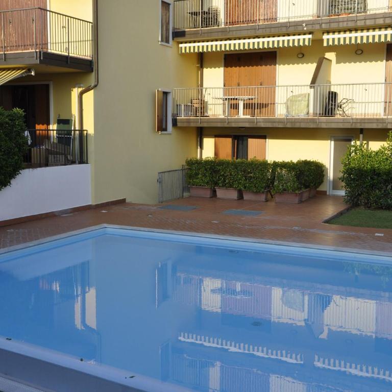 Holiday Home in Lazise near Ski Slopes - Casa Vacanze con 4 Camere da Letto - 2
