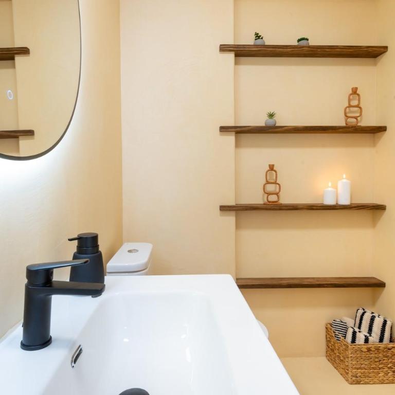 Almadraba Bay view - Two-Bedroom Apartment - 34