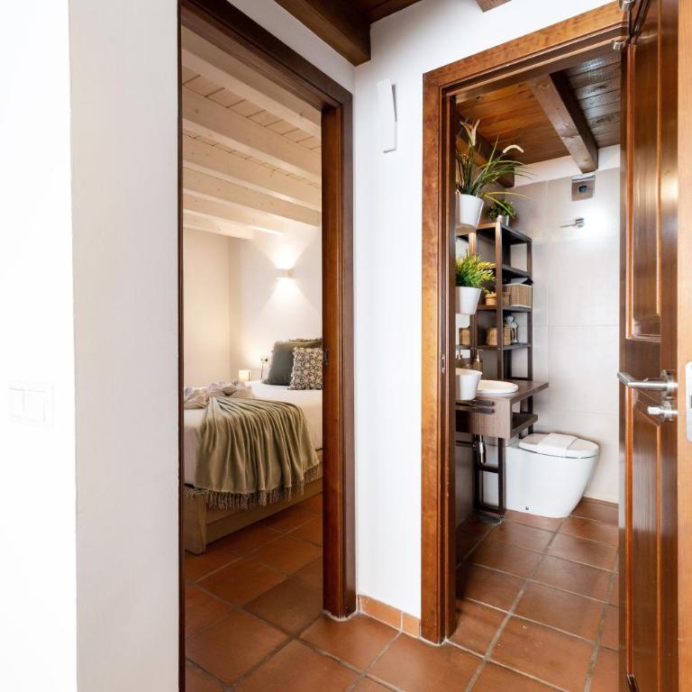Casa reformada en el corazón del Albaicyn - Two-Bedroom Apartment - 32