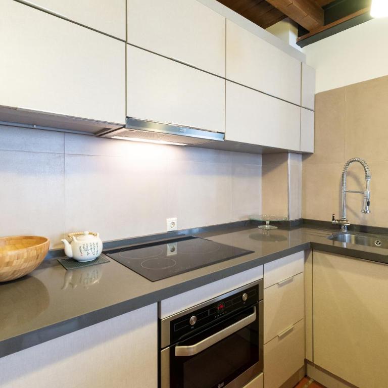 Casa reformada en el corazón del Albaicyn - Two-Bedroom Apartment - 49