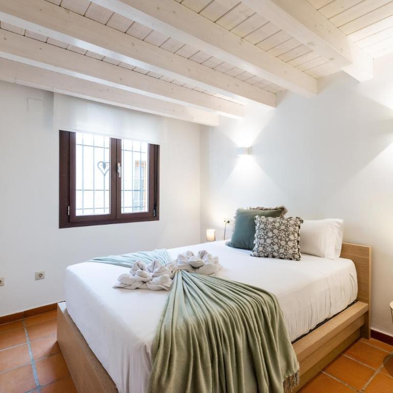 Casa reformada en el corazón del Albaicyn - Two-Bedroom Apartment - 65