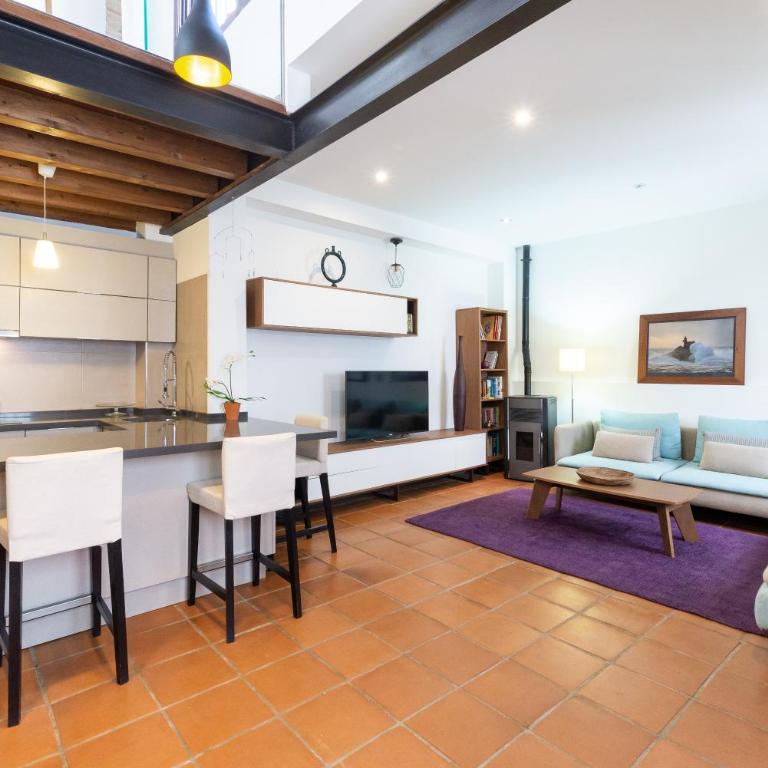 Casa reformada en el corazón del Albaicyn - Two-Bedroom Apartment - 68
