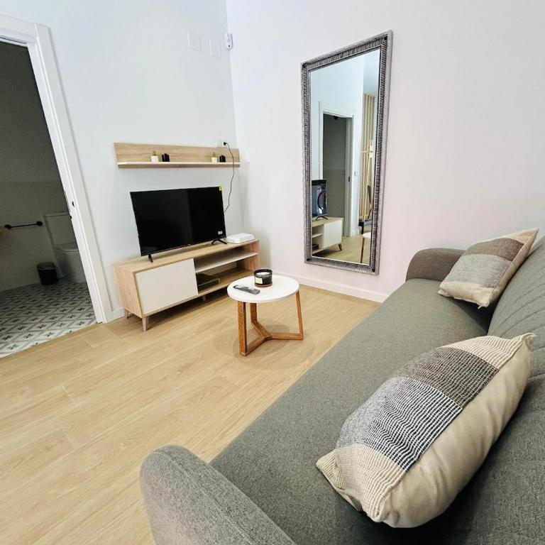 Loft Sofia a estrenar con luz natural en corazon de Valencia - Two-Bedroom Apartment - 11