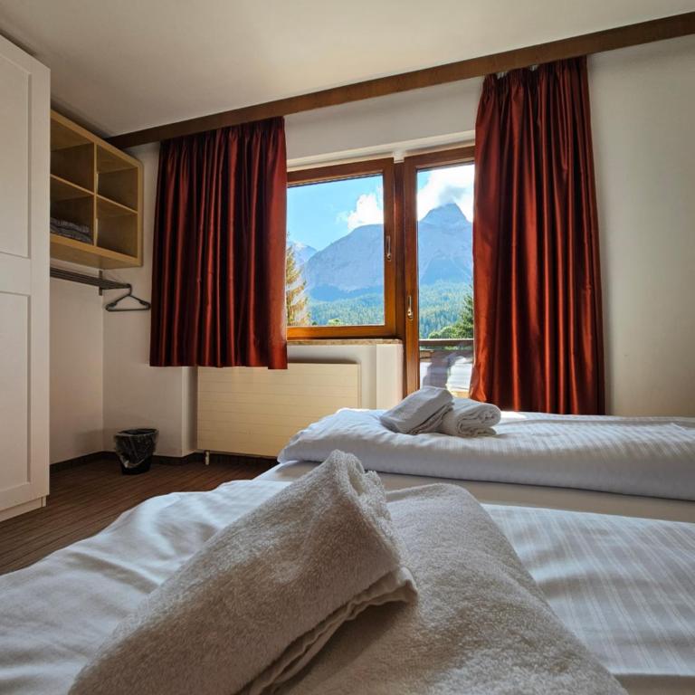 Sonnenburg Hotel - Familienzimmer mit Terrasse - 15