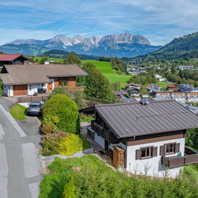 Chalet Moralee mit Whirlpool in Kitzbühel by ONE VILLAS - Chalet - 7