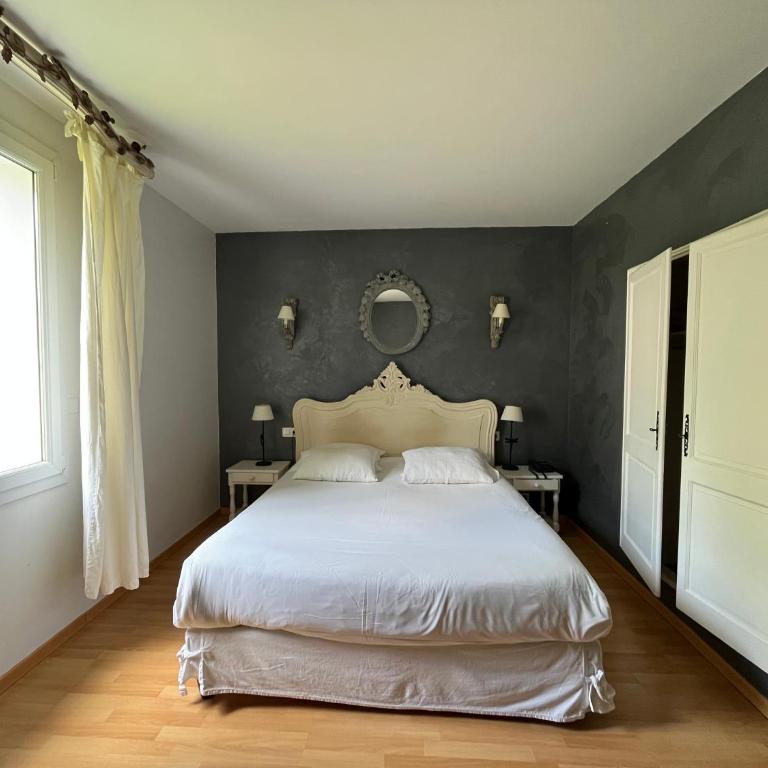 Logis Hôtel restaurant des Pins - Chambre Double Confort - 4