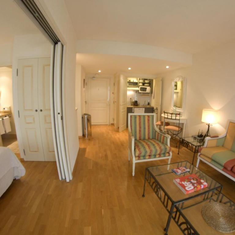 STRAVINSKY Apartments Avignon - Get our Last best deals ! - Deluxe Apartment with Terrace and City View - 13