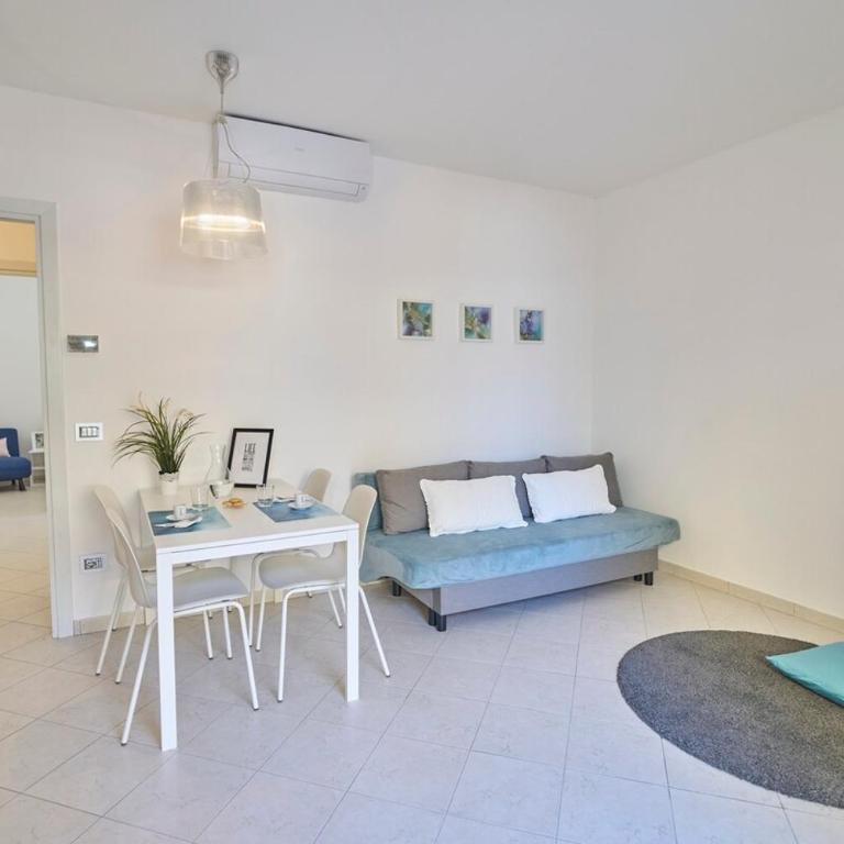 Casa Ledrugge 100m from the sea Darsena Rimini - Appartamento con 2 Camere da Letto - 1