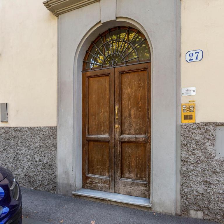 GuestHost - Lungarno Pignone Dreamy Apartament - Two-Bedroom Apartment - 15