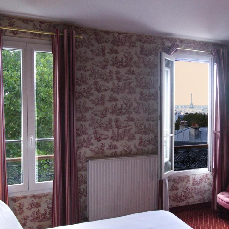 Hôtel Regyn's Montmartre - Chambre Double ou Lits Jumeaux Deluxe - Vue Partielle sur Tour Eiffel ou Sacré-Cœur - 3