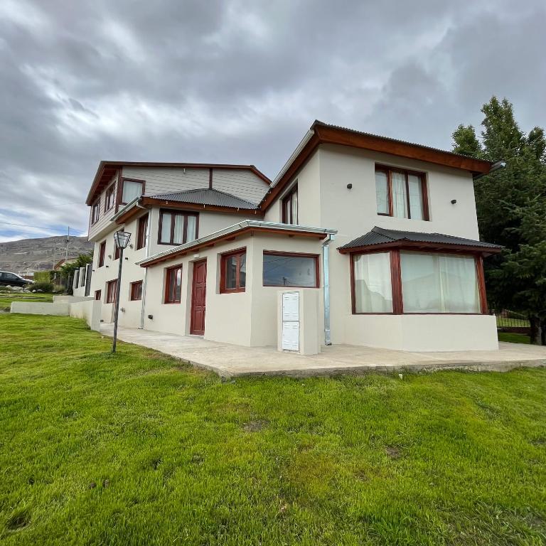 Aparts Cerro comision - Amplios, con vista a los Cerros y Lago Argentino - Zona tranquila cerca del Centro - Apartamento de 1 dormitorio - 1