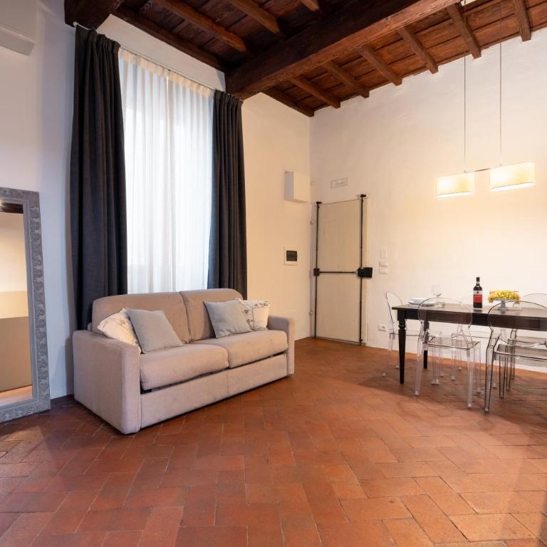Keys of Italy - Albero 15 - Big and Small apt by Train station 2nd floor - Appartamento con 2 Camere da Letto - 12