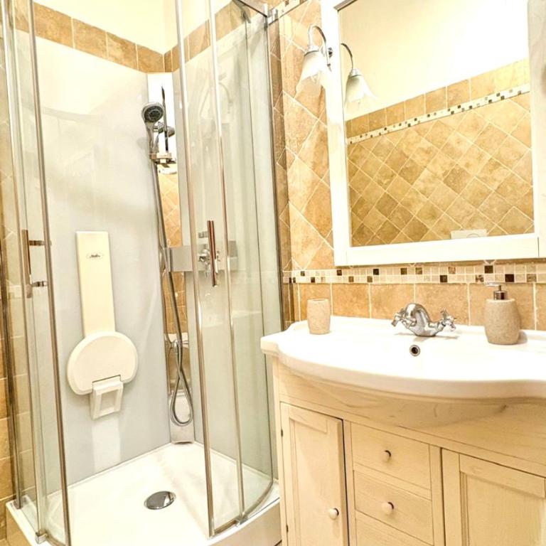 Pantheon Luxury Jacuzzi Apartment - Appartamento con 2 Camere da Letto - 27