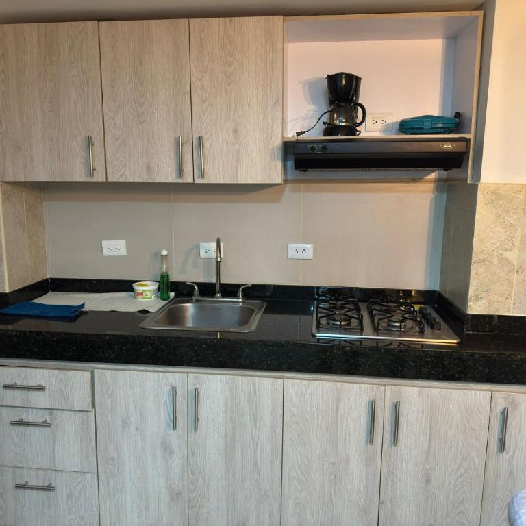 Aparta Estudio MIRAFLORES - Apartamento de 1 dormitorio - 4