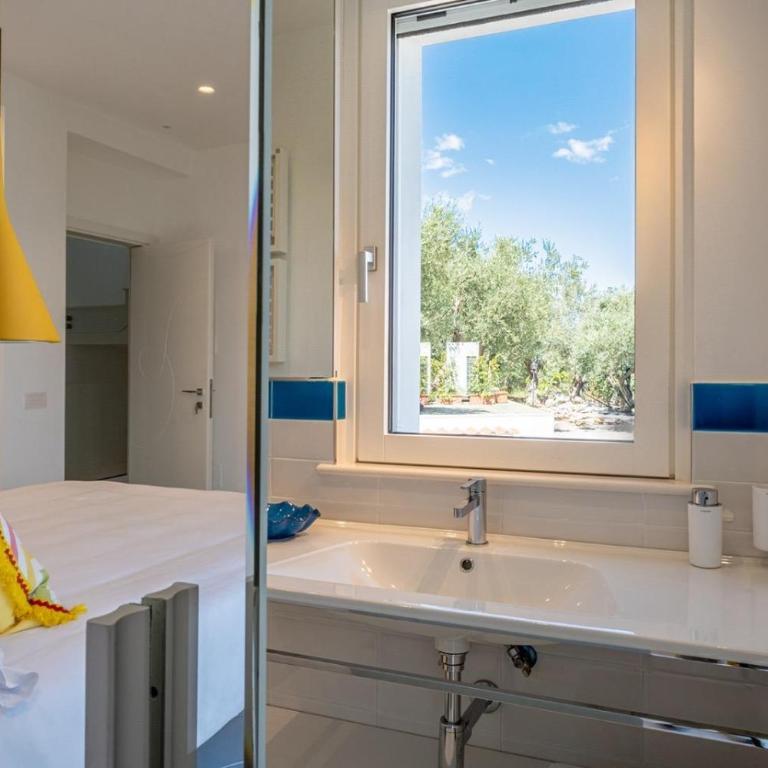 Villa Coralia Sorrento, Luxury Suite in Amalfi Coast, Italia - Luxury Double Room with Sea View - 5