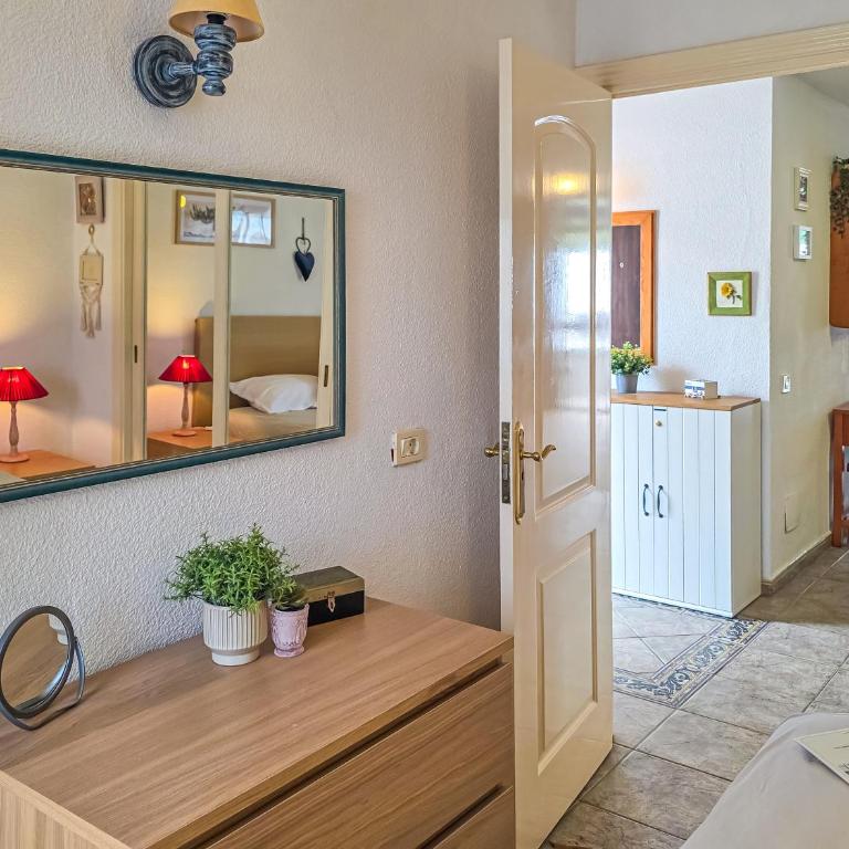 Palm Sur y Sol 1 Bedroom Apartment Pool Los Cristianos - Apartamento de 1 dormitorio - 12