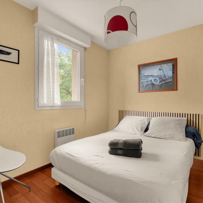 Le Jardin des Muses - T3 climatisé avec terrasse, Piscine et Parking - Apartment mit 2 Schlafzimmern - 8