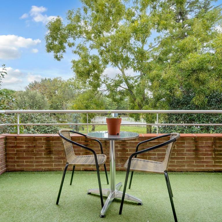 Le Jardin des Muses - T3 climatisé avec terrasse, Piscine et Parking - Apartment mit 2 Schlafzimmern - 10