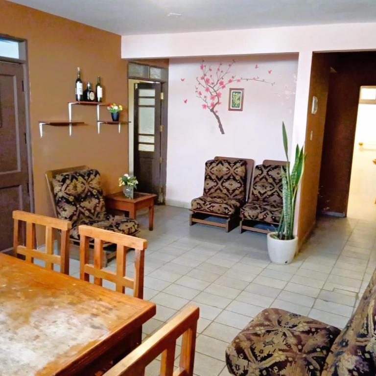 Comodo Departamento Centrico Dos Habitaciones - Two-Bedroom Apartment - 1