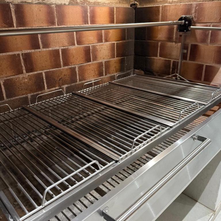 Casa con Piscina sobre Laguna Brava - Tranquilidad y Naturaleza en Barrio Privado - Casa de 2 dormitorios - 16