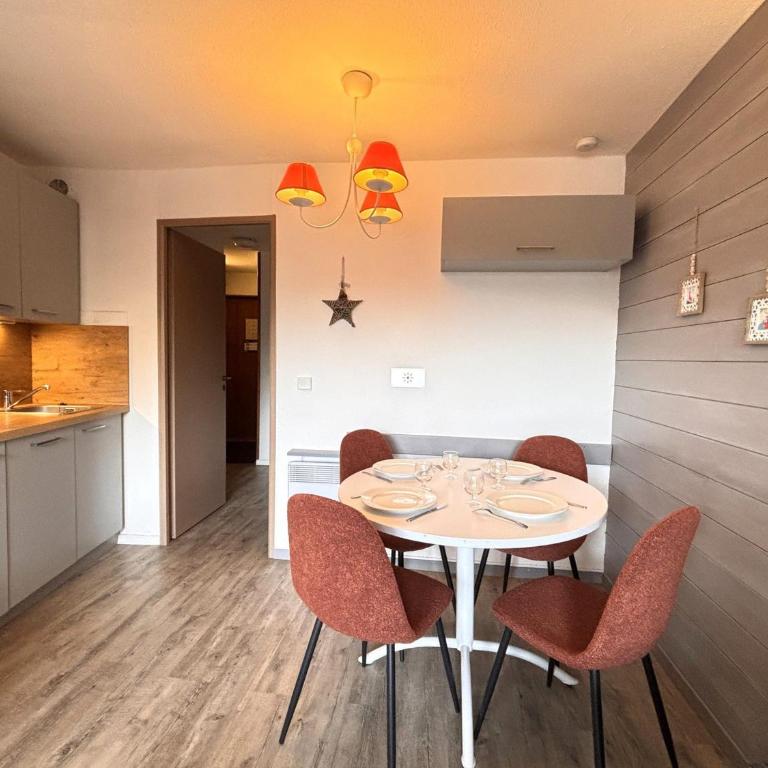Confort 2 pièces sud, idéal ski, 4 pers - Appartement 1 Chambre - 5