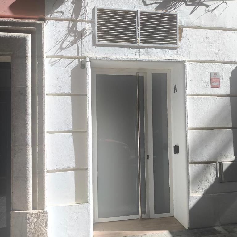 Central Cozy Ground Floor Studio - Apartment - 9