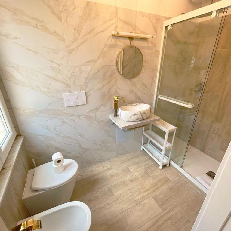 San Pietro Rooms 84 - Camera Tripla con Balcone - 5