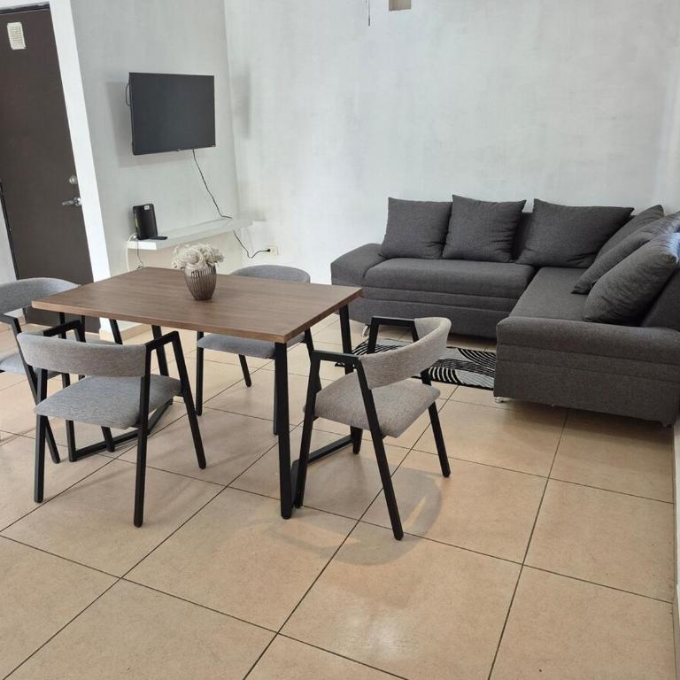 Hermosa casa amueblada - Facturacion - Two-Bedroom House - 10
