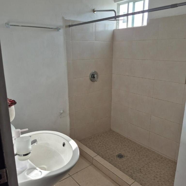 Hermosa casa amueblada - Facturacion - Two-Bedroom House - 21
