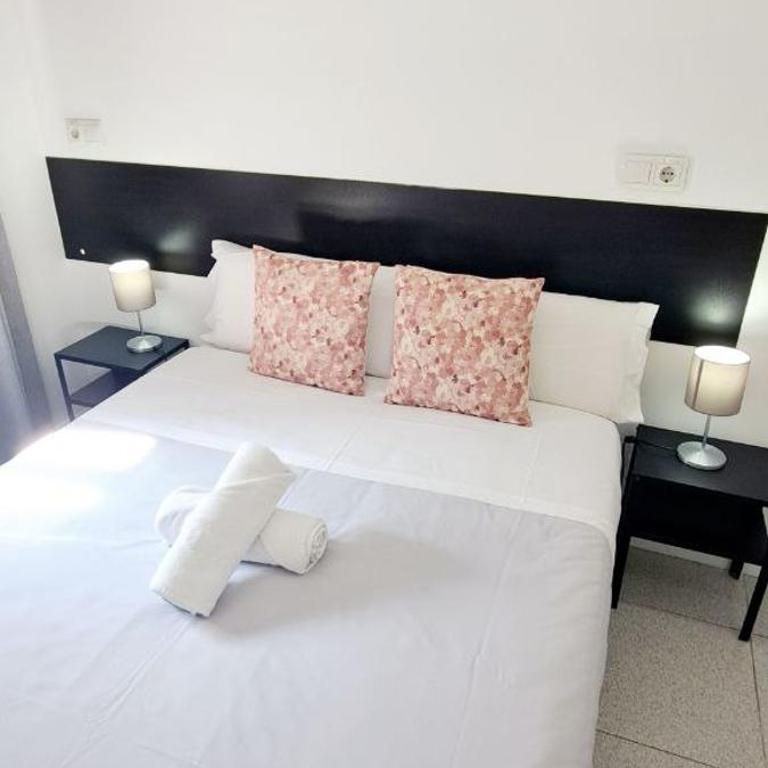 AYZ Sierra de Meira - Auto check-in property - Superior Double Room - 3