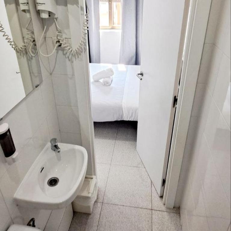 AYZ Sierra de Meira - Auto check-in property - Superior Double Room - 7