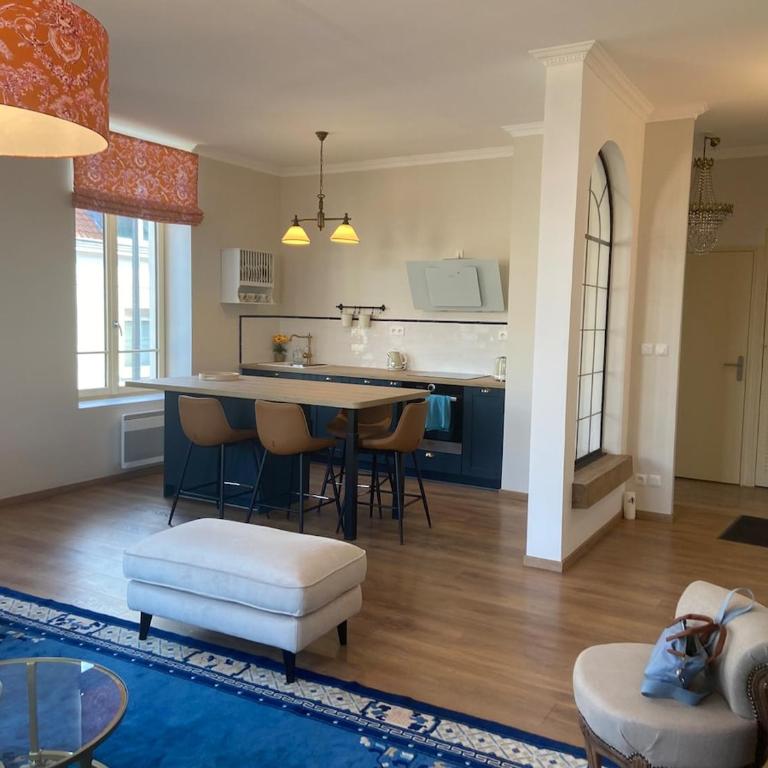 Séjour Royal au Coeur de Calais - Appartamento con 1 Camera da Letto - 1
