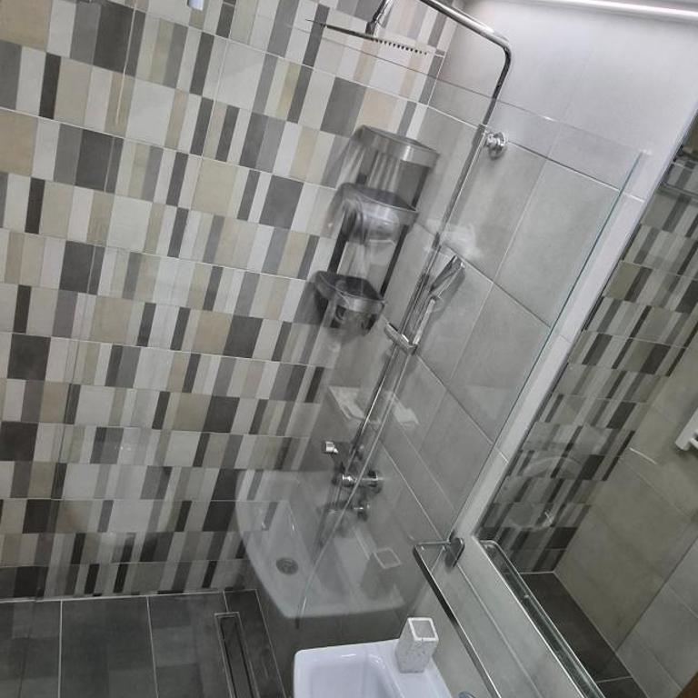 15th Corner Apartment - Two-Bedroom Apartment - 26