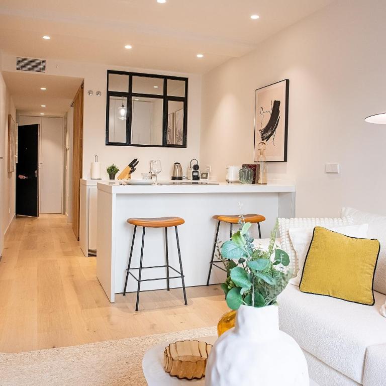 Excelsa Apartments - Estudio Deluxe con cama grande - 4