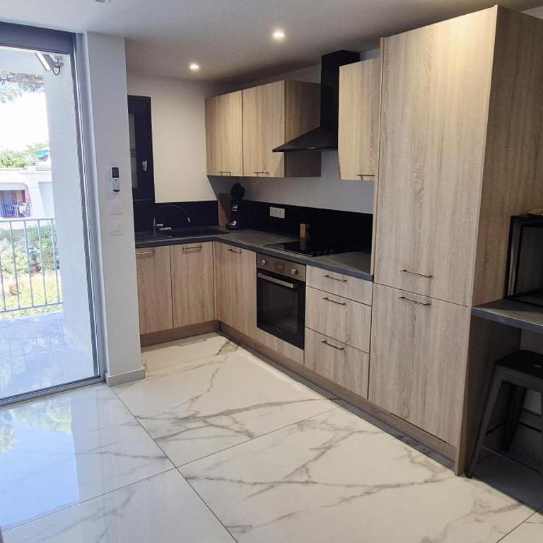 Studio 7 mn mer, refait neuf, cosy, parking, piscine - Studio Standard - 13